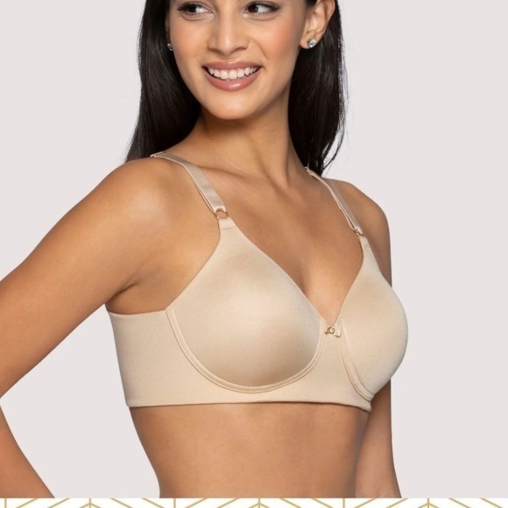 Vanity Fair BEAUTY BACK®
Full Coverage Wirefree Smoothing NWT Bra Sz 40D